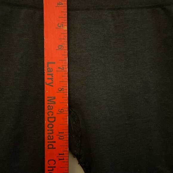 4/$10🎄Lululemon athletica Charcol Grey Cropped Leggings 13” Waist - Picture 10 of 13